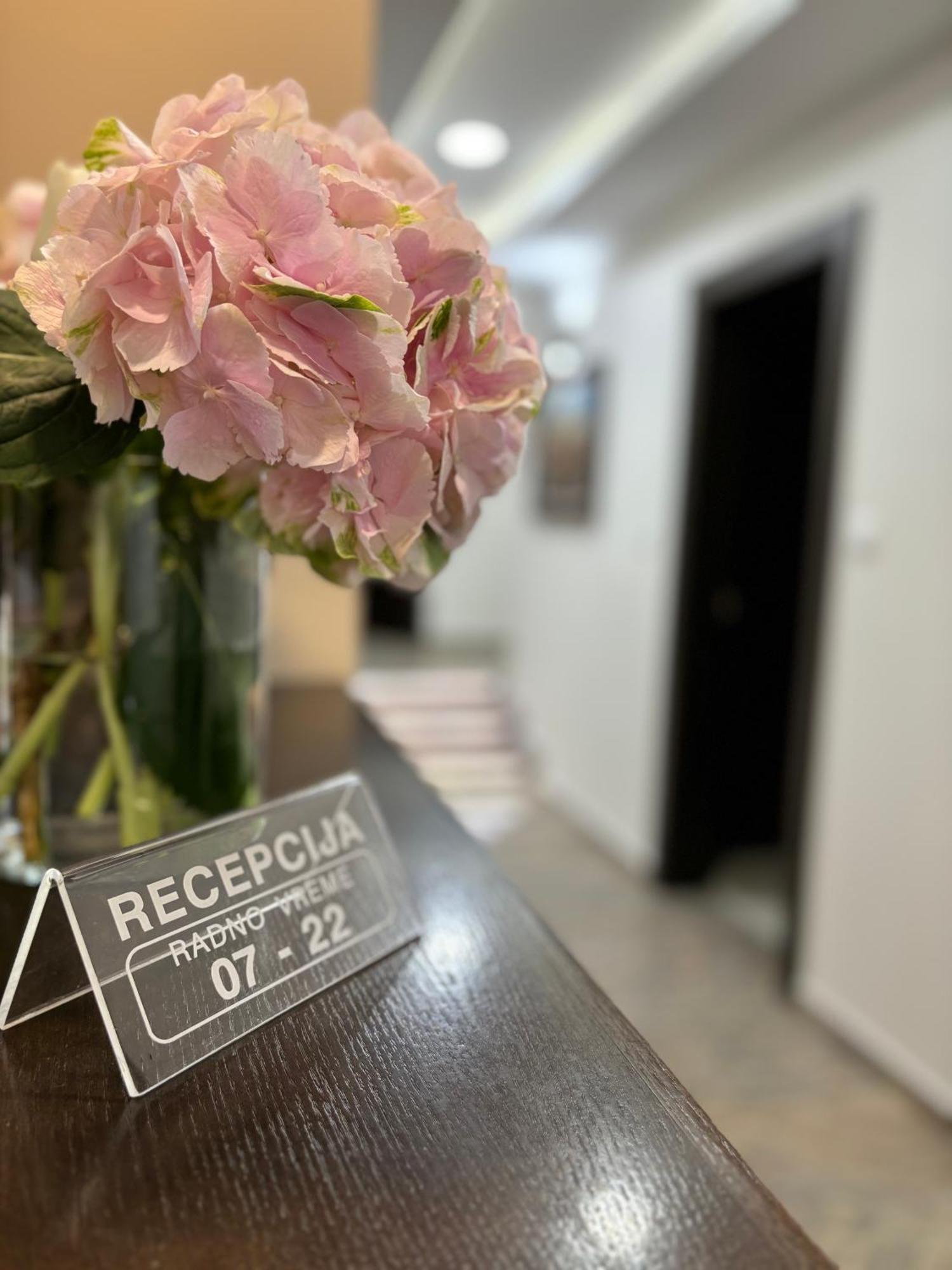 Atrium Bed & Breakfast Sremska Mitrovica Dış mekan fotoğraf