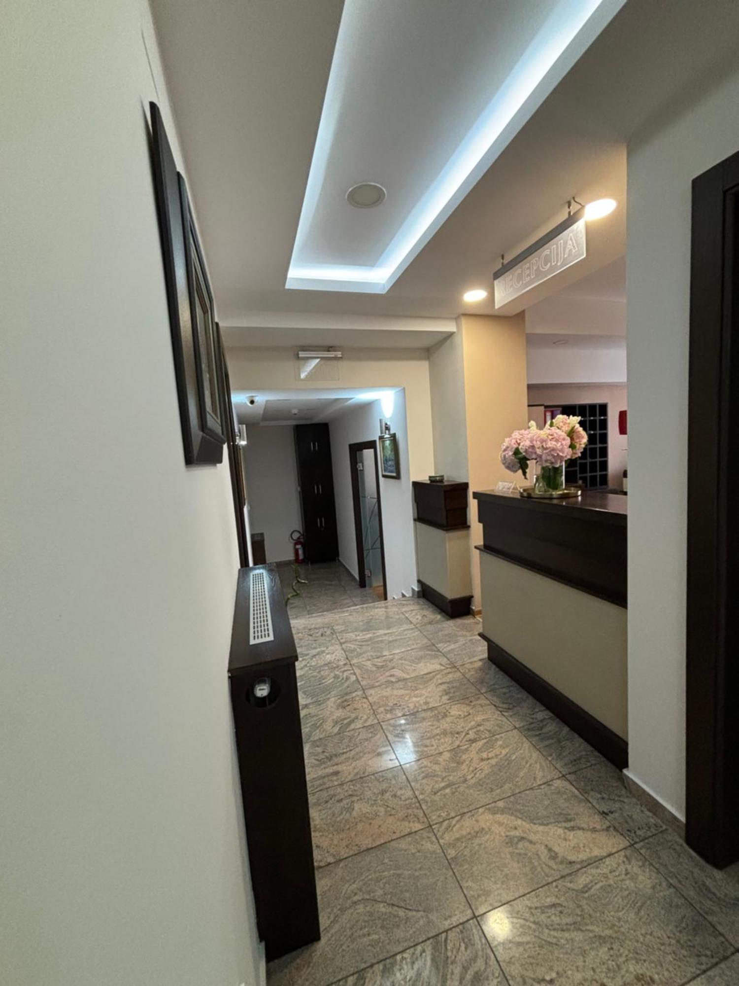 Atrium Bed & Breakfast Sremska Mitrovica Dış mekan fotoğraf