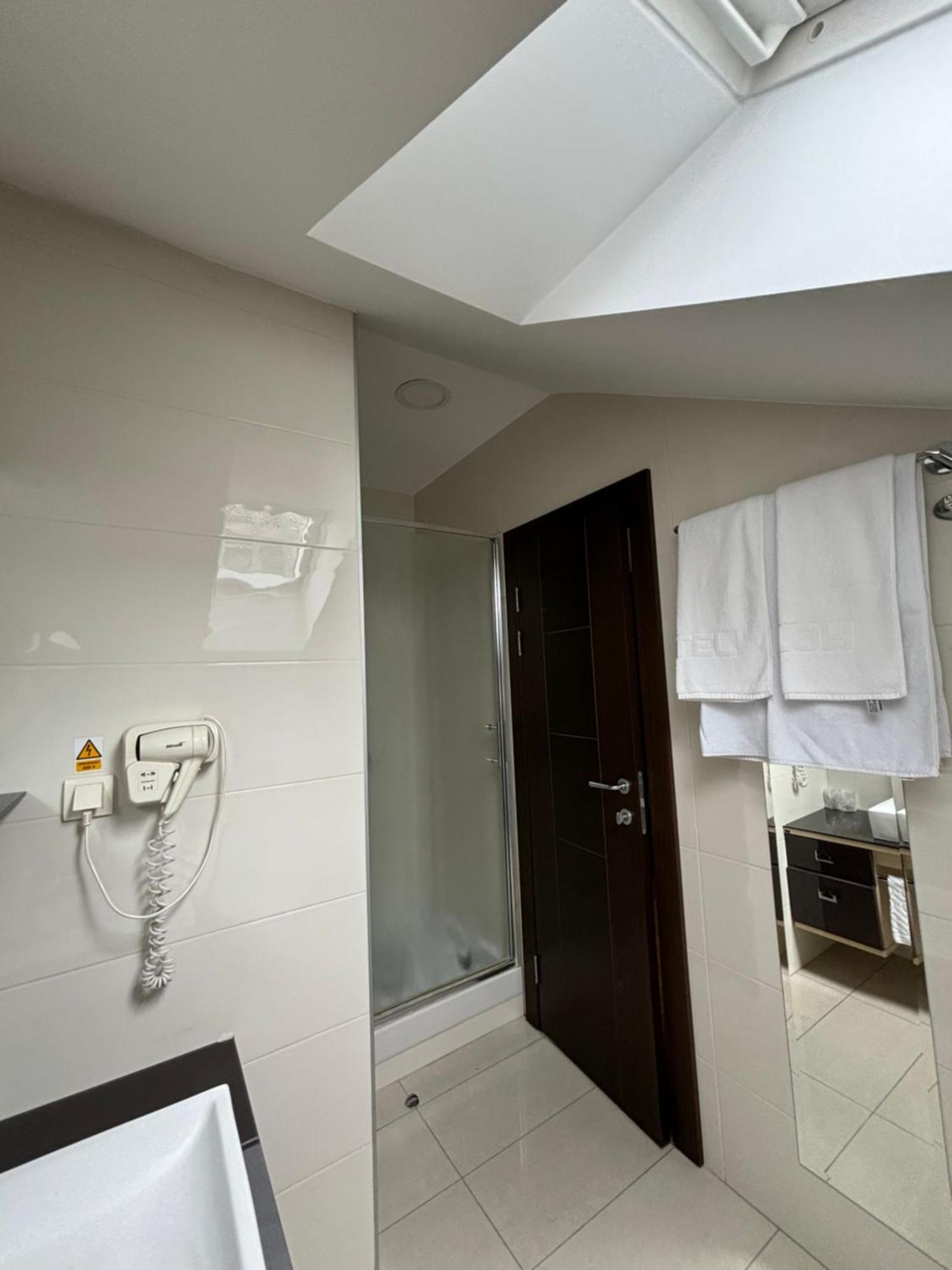Atrium Bed & Breakfast Sremska Mitrovica Dış mekan fotoğraf