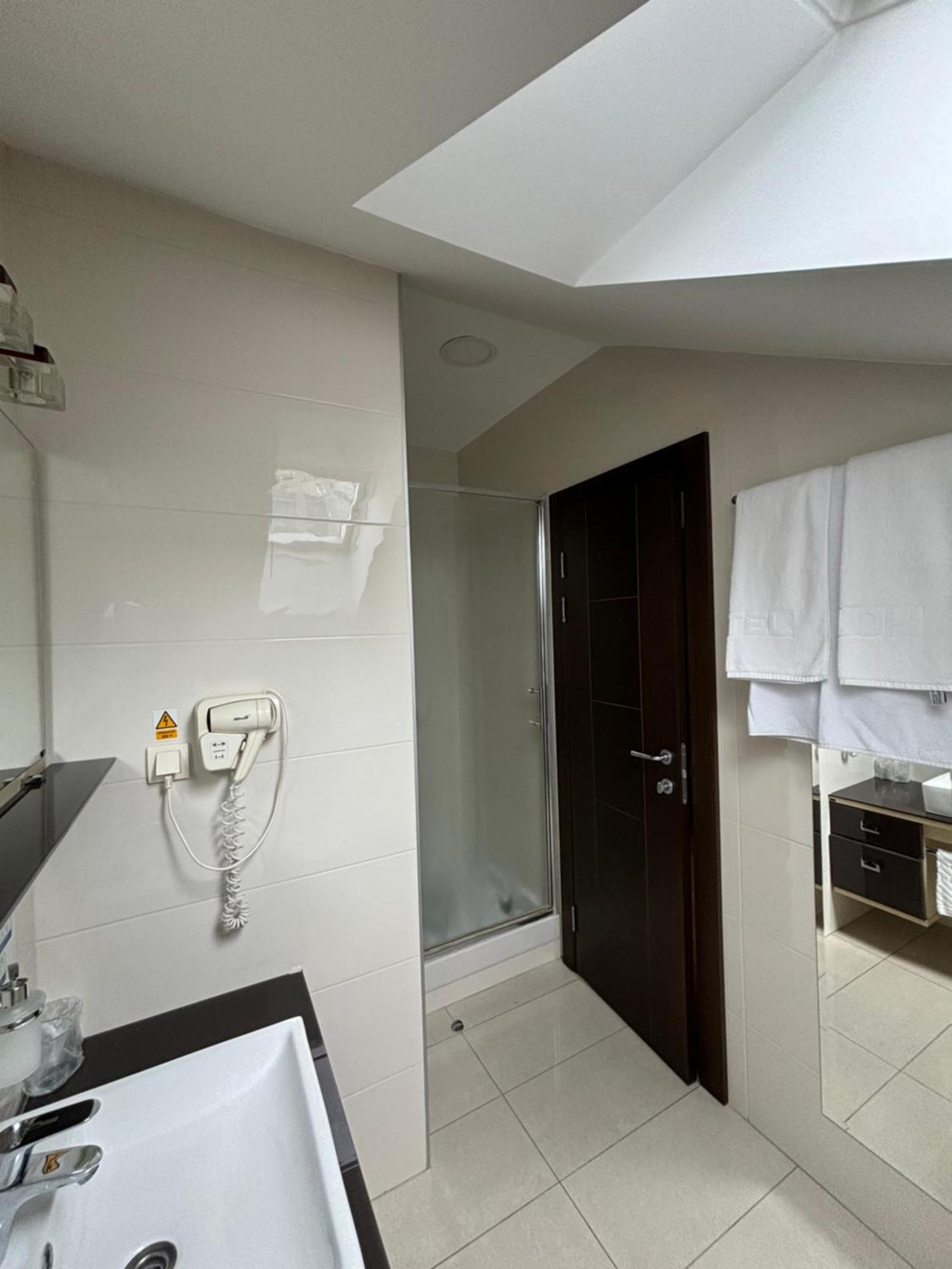 Atrium Bed & Breakfast Sremska Mitrovica Dış mekan fotoğraf